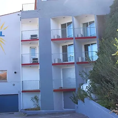 Sol شقة فندقية بانيول سور مير
